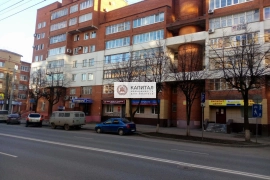 Сдаю офис на ул.Первомайской с отд.входом.