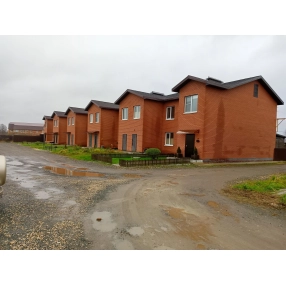 Продажа таунхаусов. Загуры.